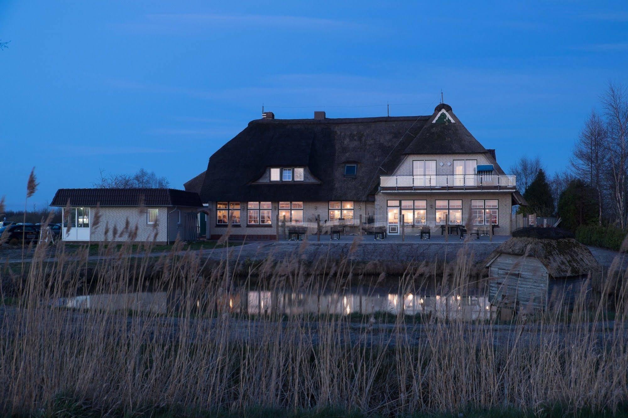 Landhaus Grosses Meer Südbrookmerland エクステリア 写真